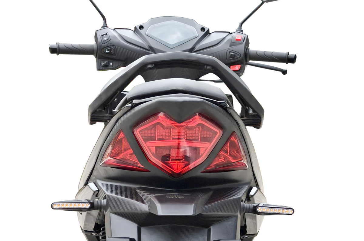 https://malaguti.bike/wp-content/uploads/sites/3/2025/06/1024x768_accessories_a1.png